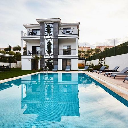 Ruwais Hotel Çeşme Buitenkant foto